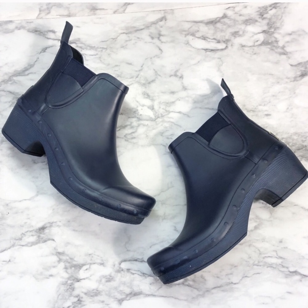 ISO Dansko Rosa Boots - Picture 2 of 2
